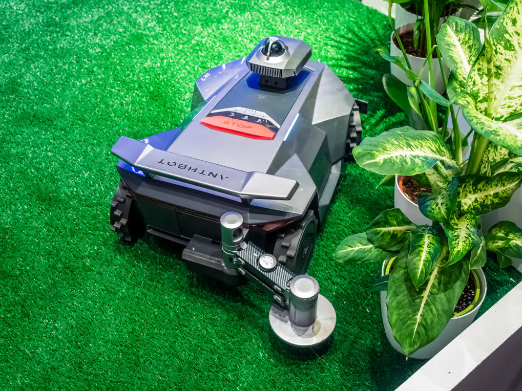 ANTHBOT R730 – AWD vejos robotas